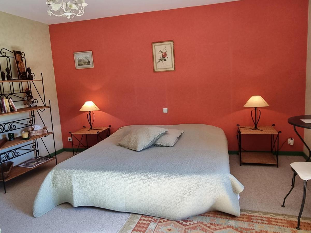 Les Conils - Gites Et Chambres D'Hotes Saint-Pierre-de-Vassols Bagian luar foto