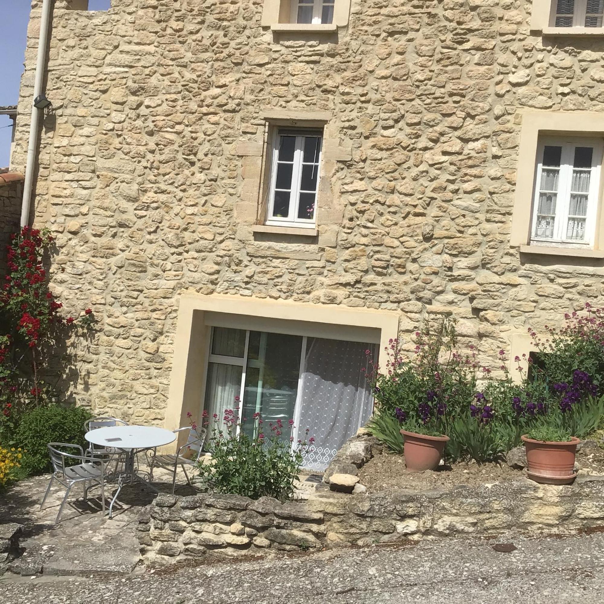 Les Conils - Gites Et Chambres D'Hotes Saint-Pierre-de-Vassols Bagian luar foto